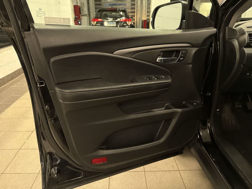 Thumbnail: 2023 Honda Ridgeline - 31