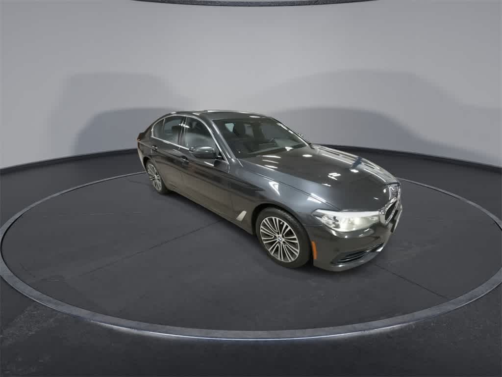 Thumbnail: 2020 BMW 5 Series - 2