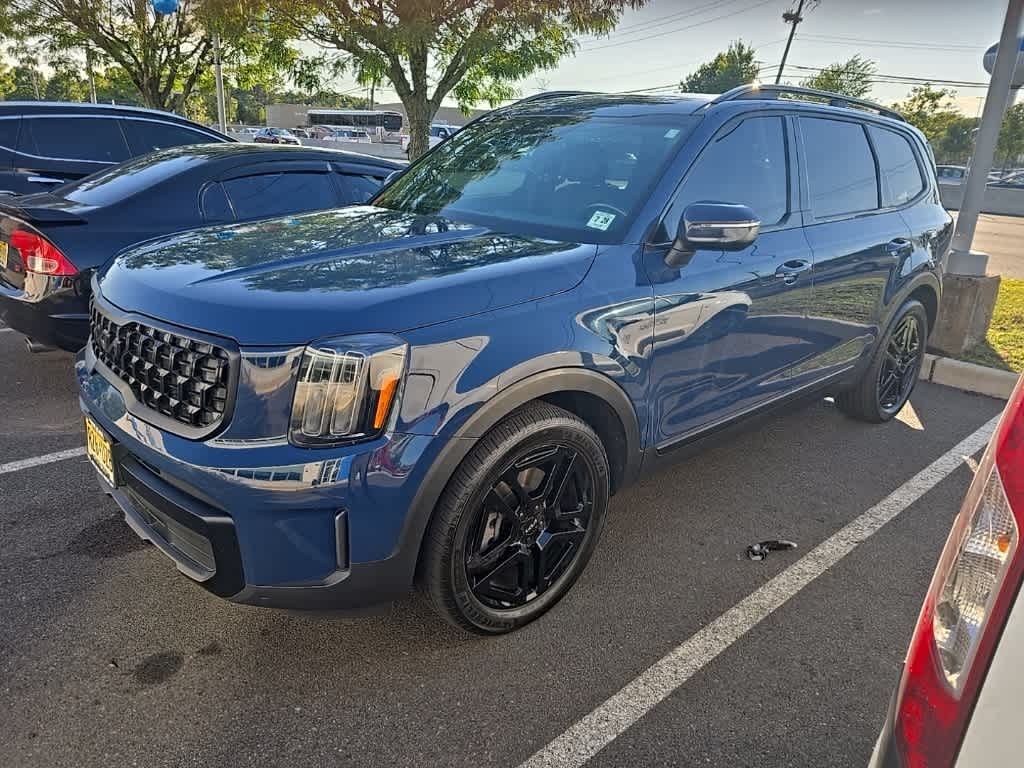 Thumbnail: 2023 Kia Telluride - 1