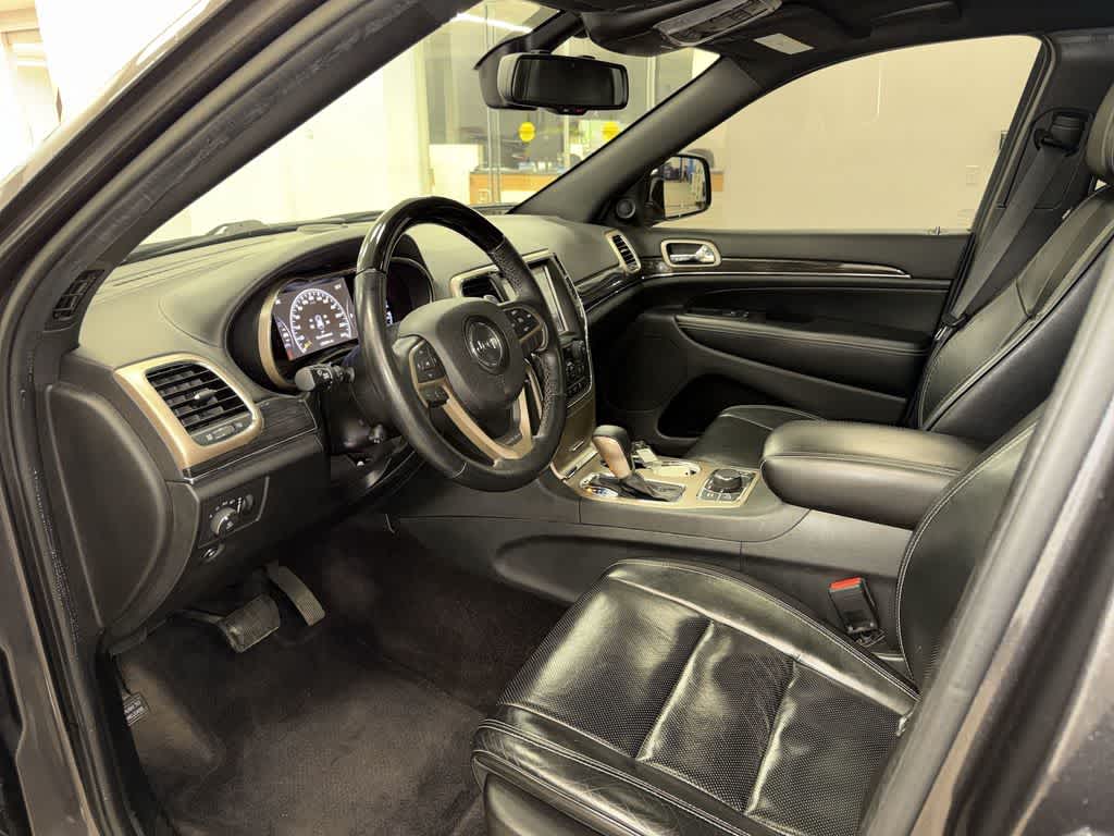 Thumbnail: 2016 Jeep Grand Cherokee - 33