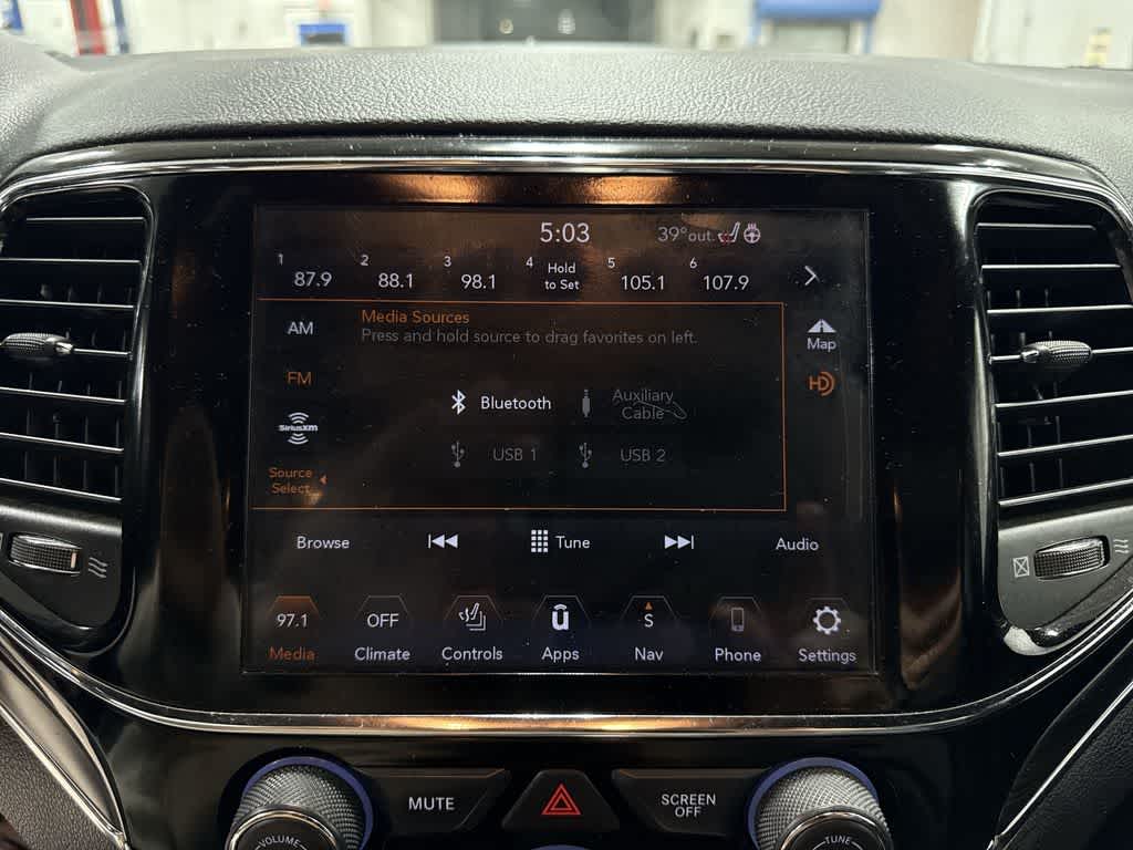 Thumbnail: 2019 Jeep Grand Cherokee - 21