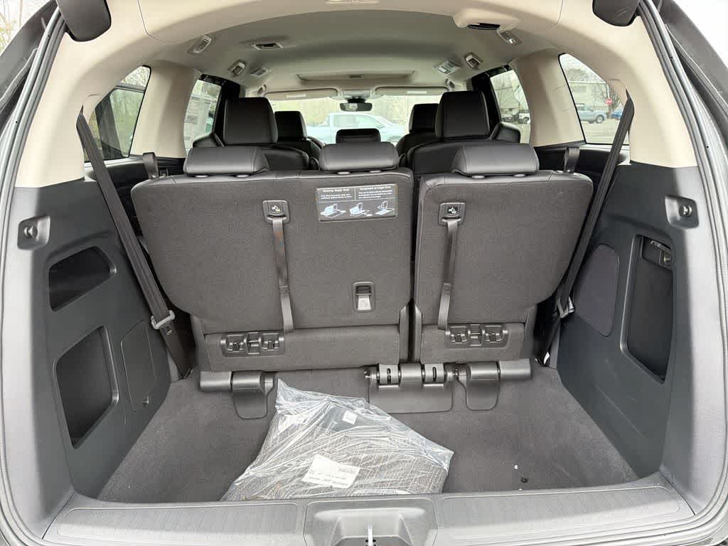 Thumbnail: 2026 Honda Odyssey - 32