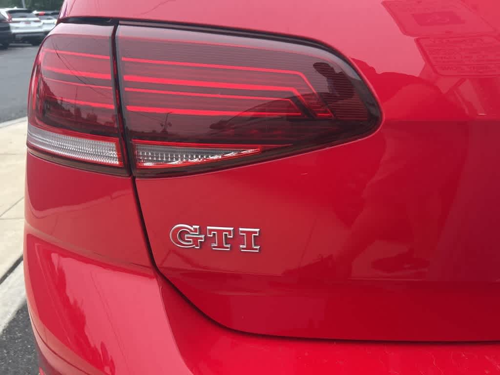 Thumbnail: 2020 Volkswagen Golf - 8