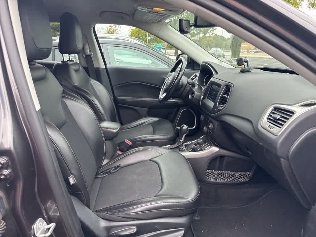 Thumbnail: 2019 Jeep Compass - 16