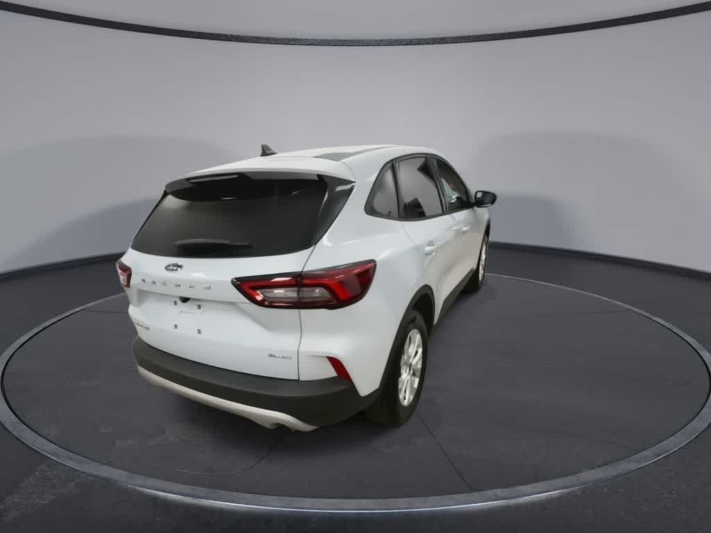 Thumbnail: 2025 Ford Escape - 8