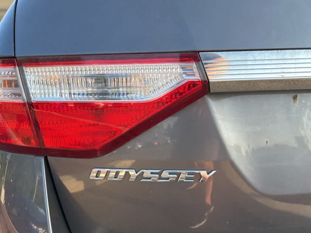 Thumbnail: 2011 Honda Odyssey - 25