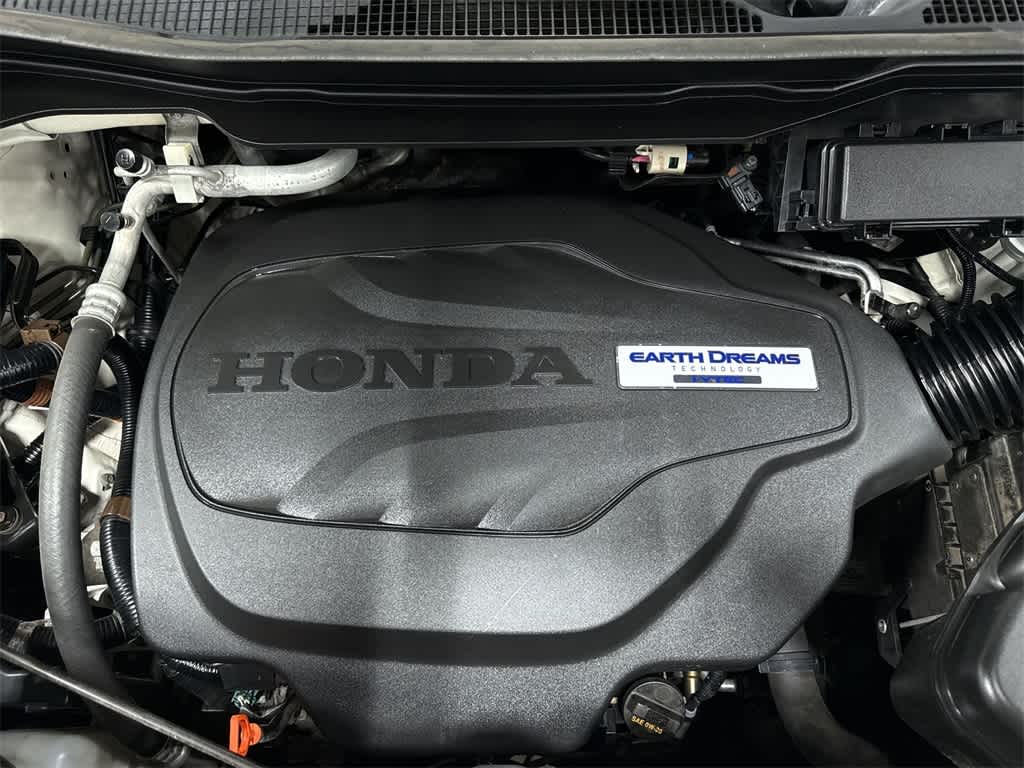 Thumbnail: 2018 Honda Pilot - 11