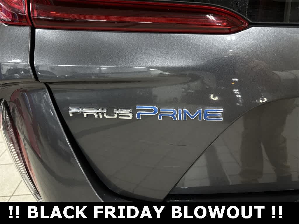 Thumbnail: 2017 Toyota Prius Prime - 26