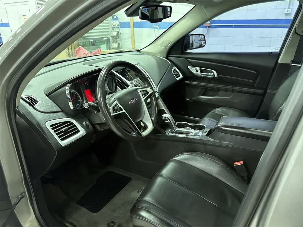 Thumbnail: 2012 GMC Terrain - 32