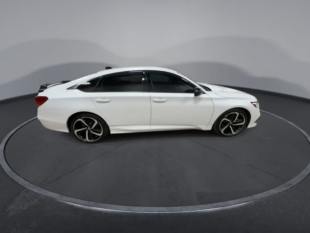 Thumbnail: 2022 Honda Accord - 9