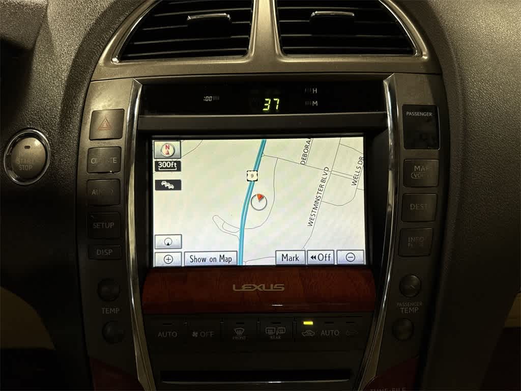 Thumbnail: 2011 Lexus ES - 20