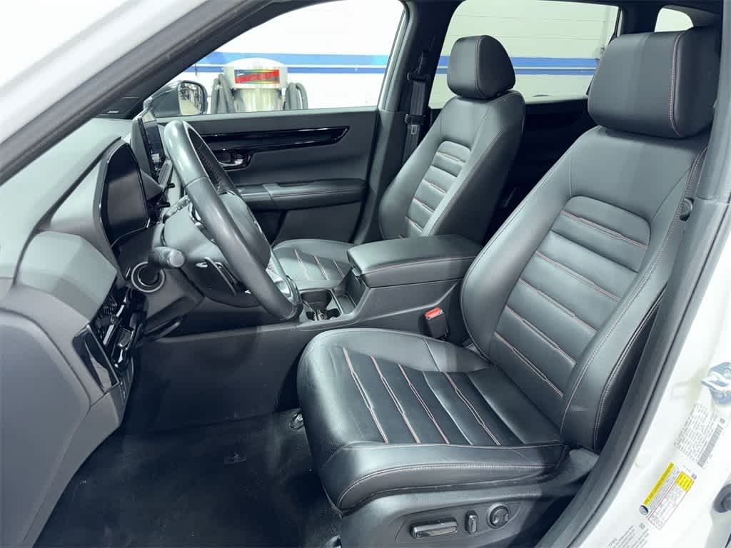 Thumbnail: 2023 Honda CR-V - 15