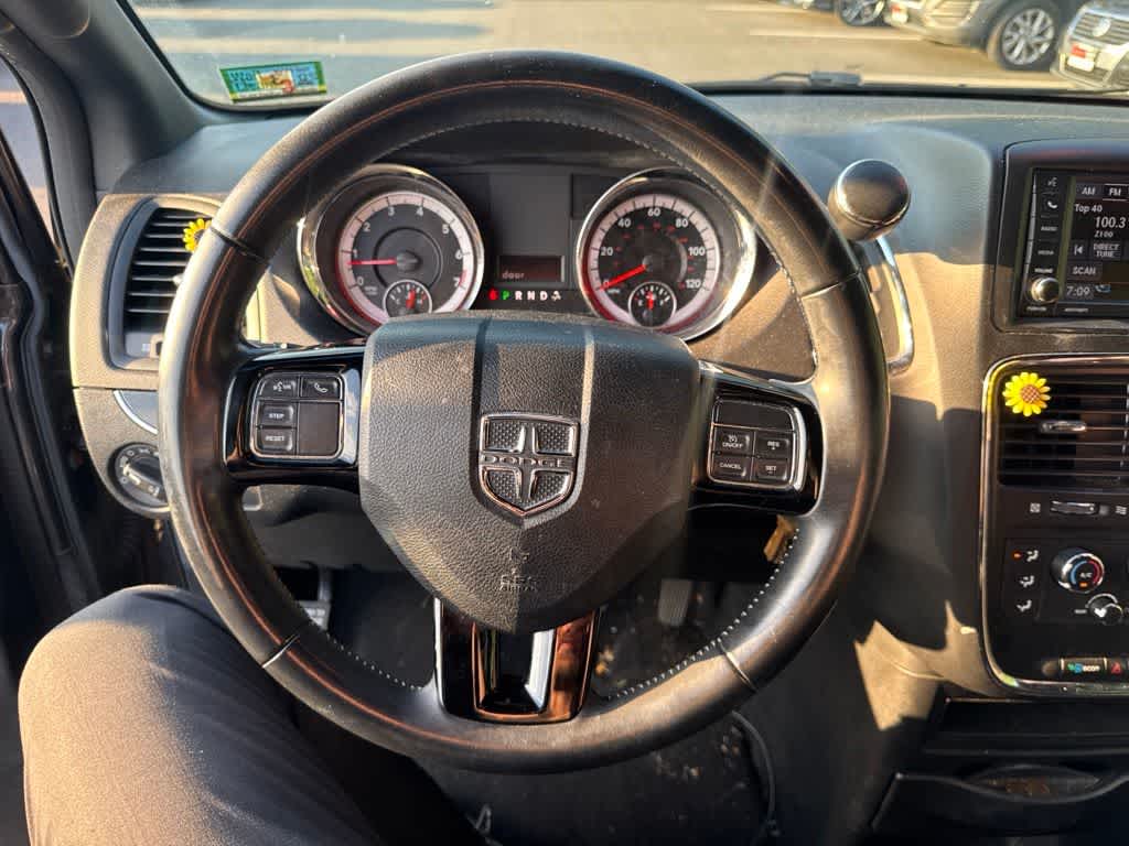 Thumbnail: 2018 Dodge Grand Caravan - 9