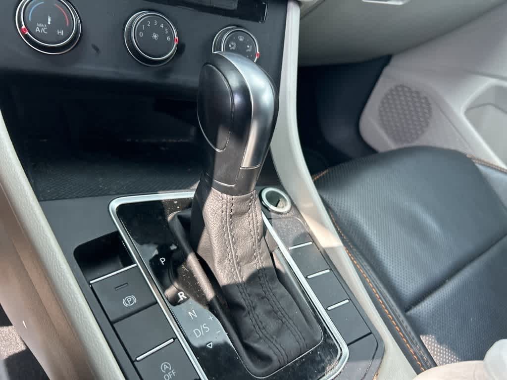 Thumbnail: 2019 Volkswagen Jetta - 20