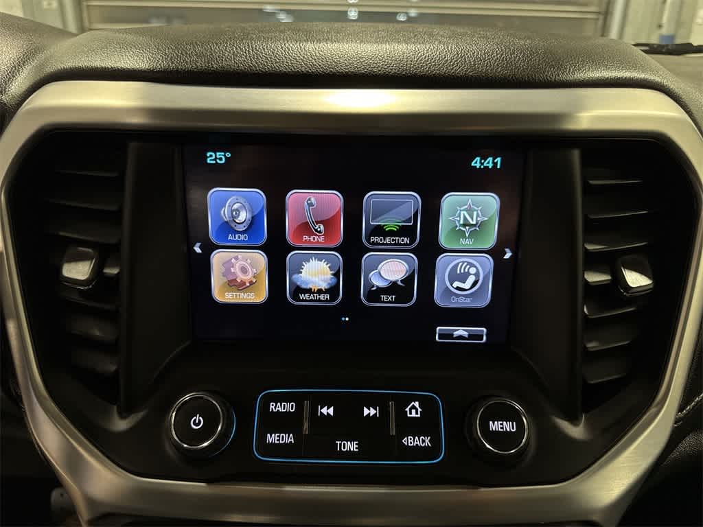 Thumbnail: 2017 GMC Acadia - 22