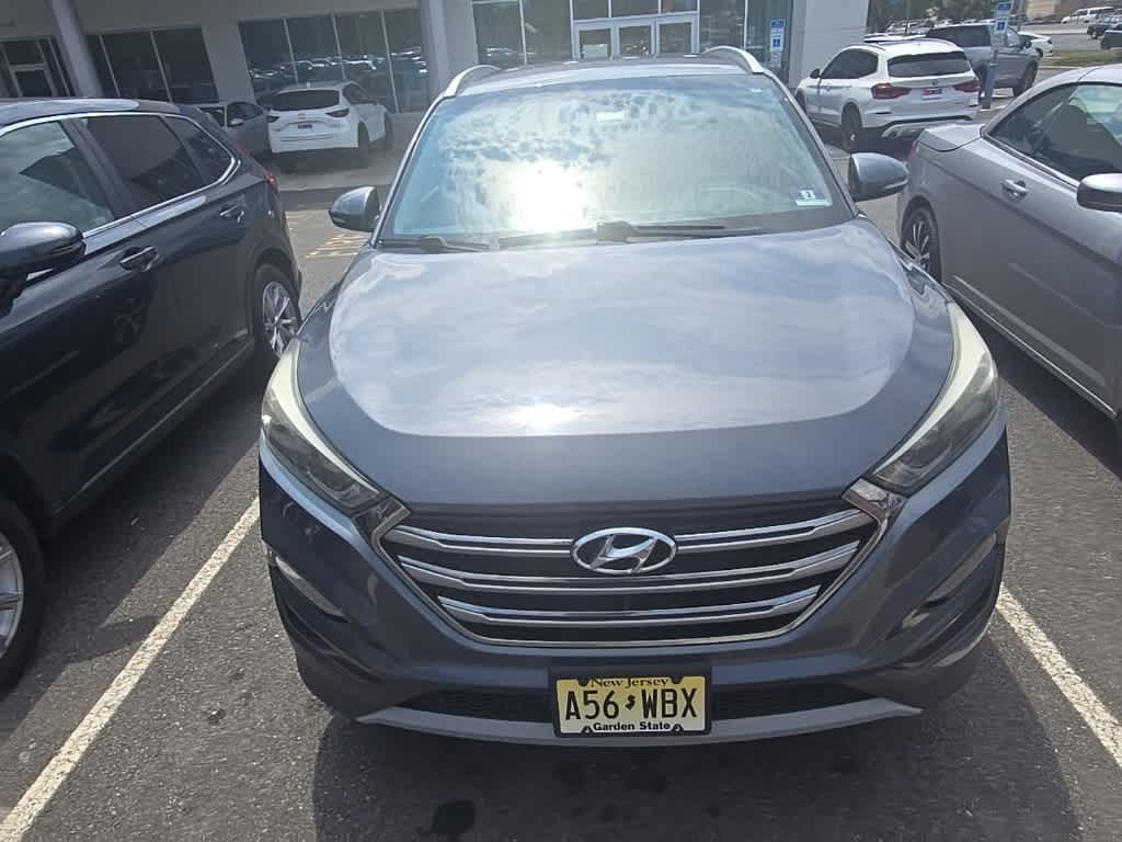 Thumbnail: 2017 Hyundai Tucson - 17