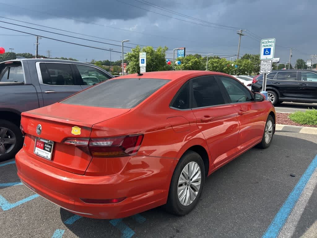 Thumbnail: 2019 Volkswagen Jetta - 6