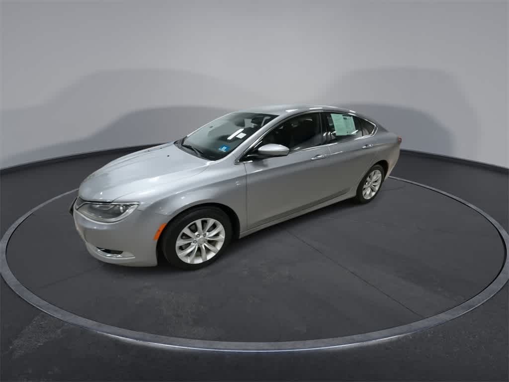 Thumbnail: 2015 Chrysler 200 - 4