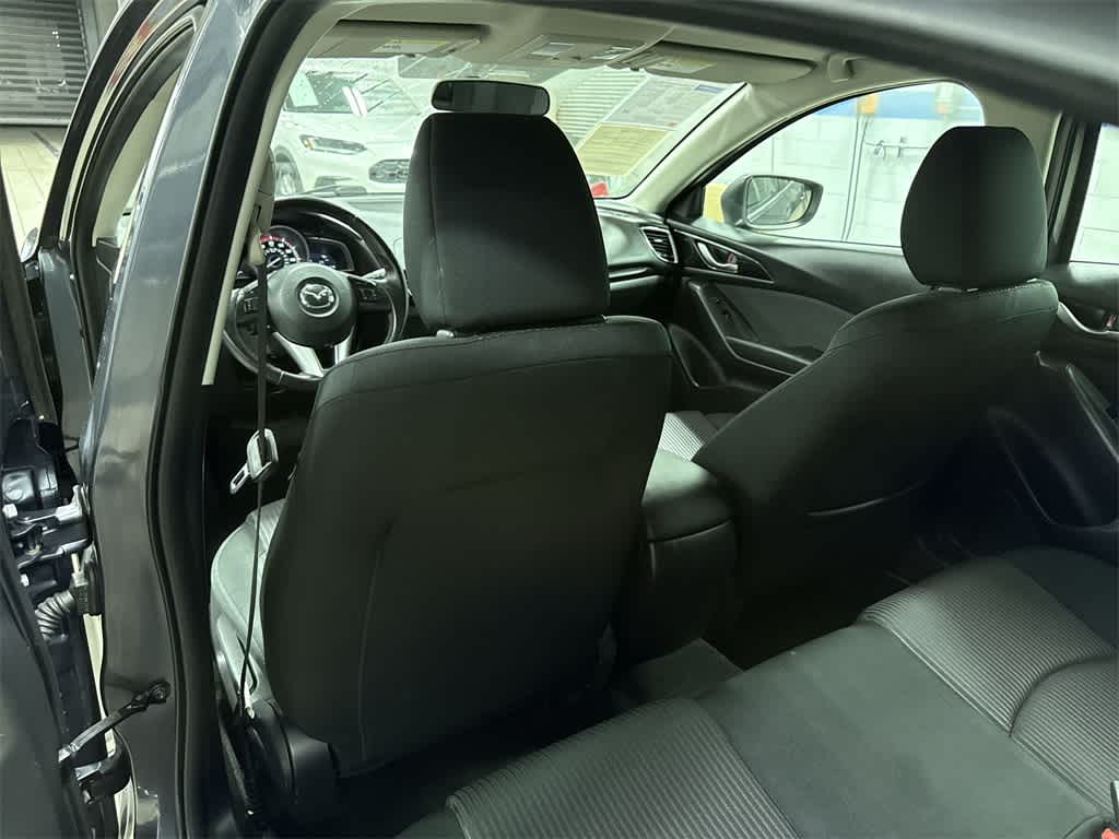 Thumbnail: 2015 Mazda Mazda3 - 26