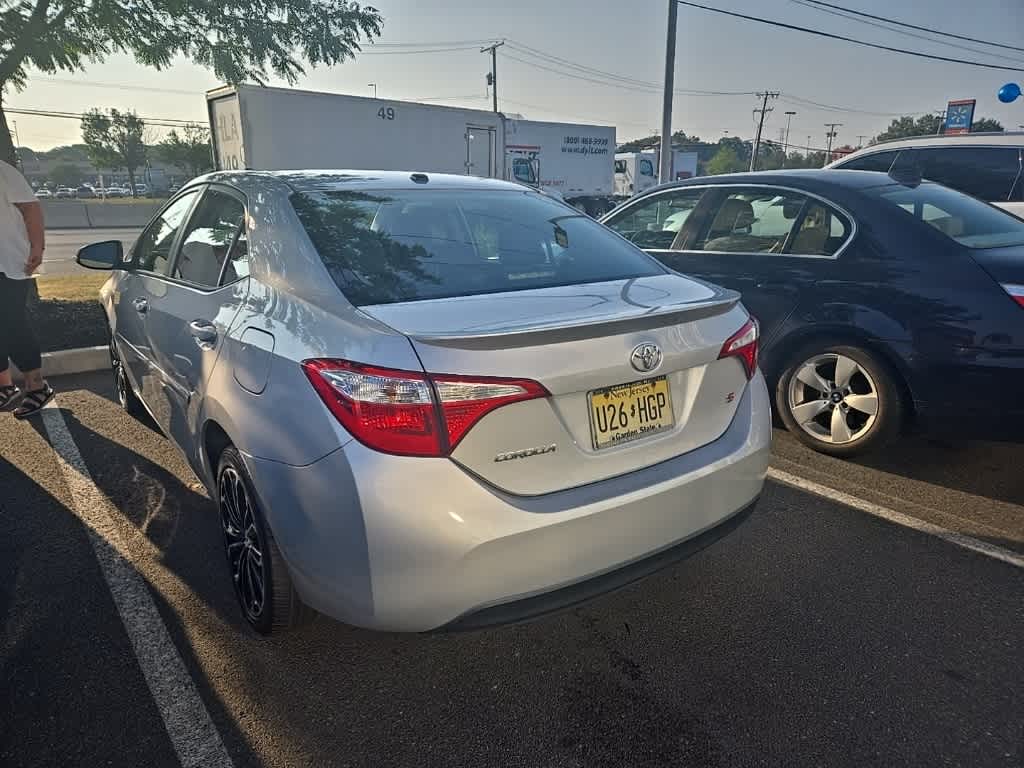 Thumbnail: 2016 Toyota Corolla - 10