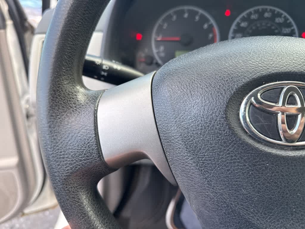 Thumbnail: 2011 Toyota Corolla - 14