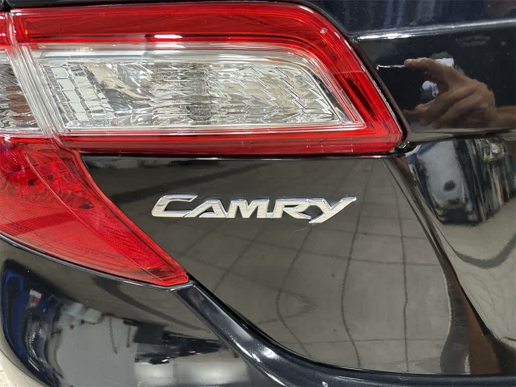 Thumbnail: 2014 Toyota Camry - 25
