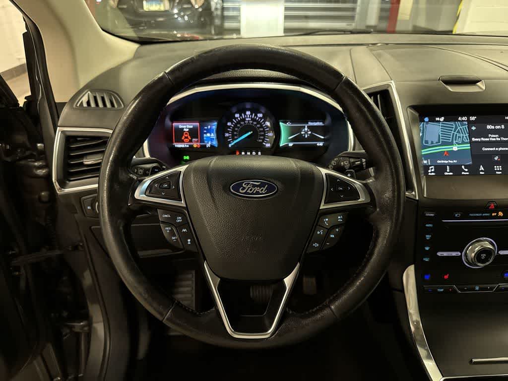 Thumbnail: 2019 Ford Edge - 18