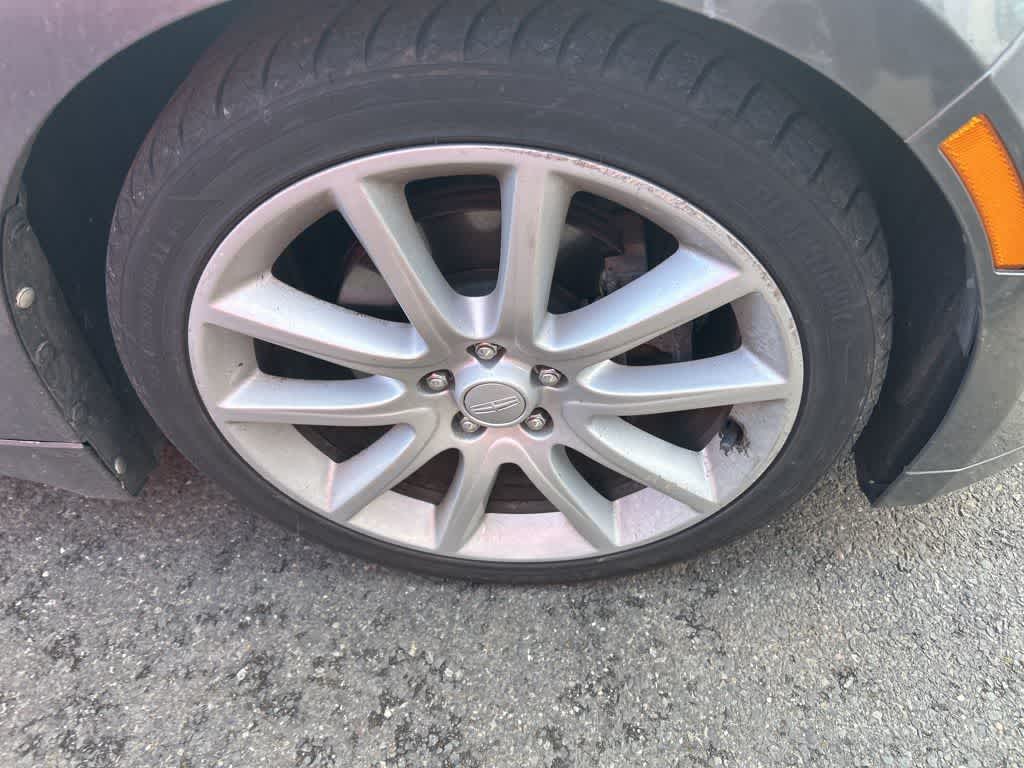 Thumbnail: 2014 Lincoln MKZ - 19