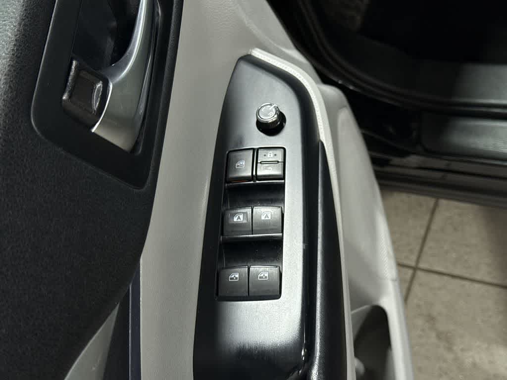 Thumbnail: 2019 Toyota Highlander - 24