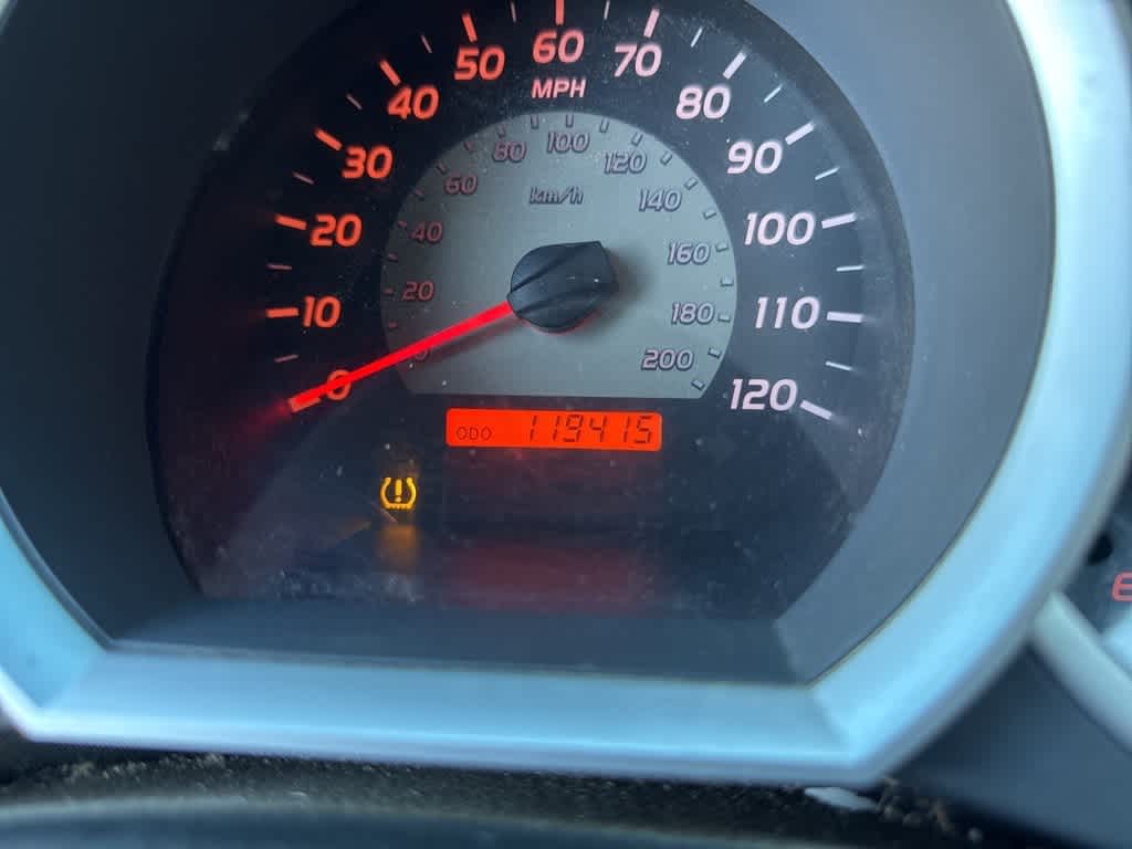 Thumbnail: 2011 Toyota Tacoma - 10