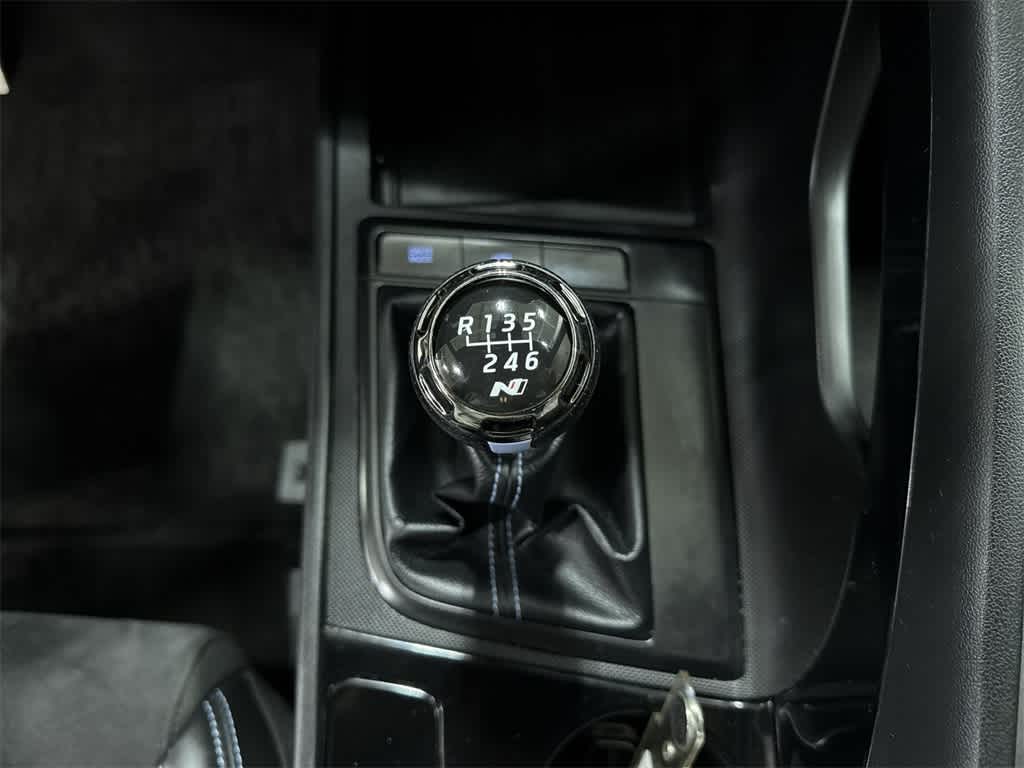 Thumbnail: 2023 Hyundai Elantra - 31