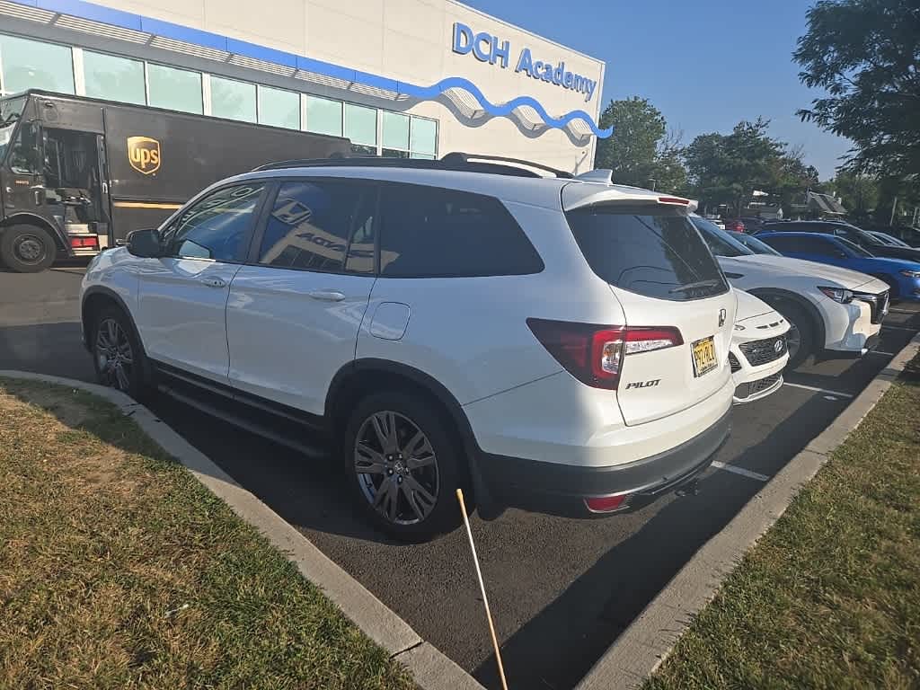 Thumbnail: 2022 Honda Pilot - 11