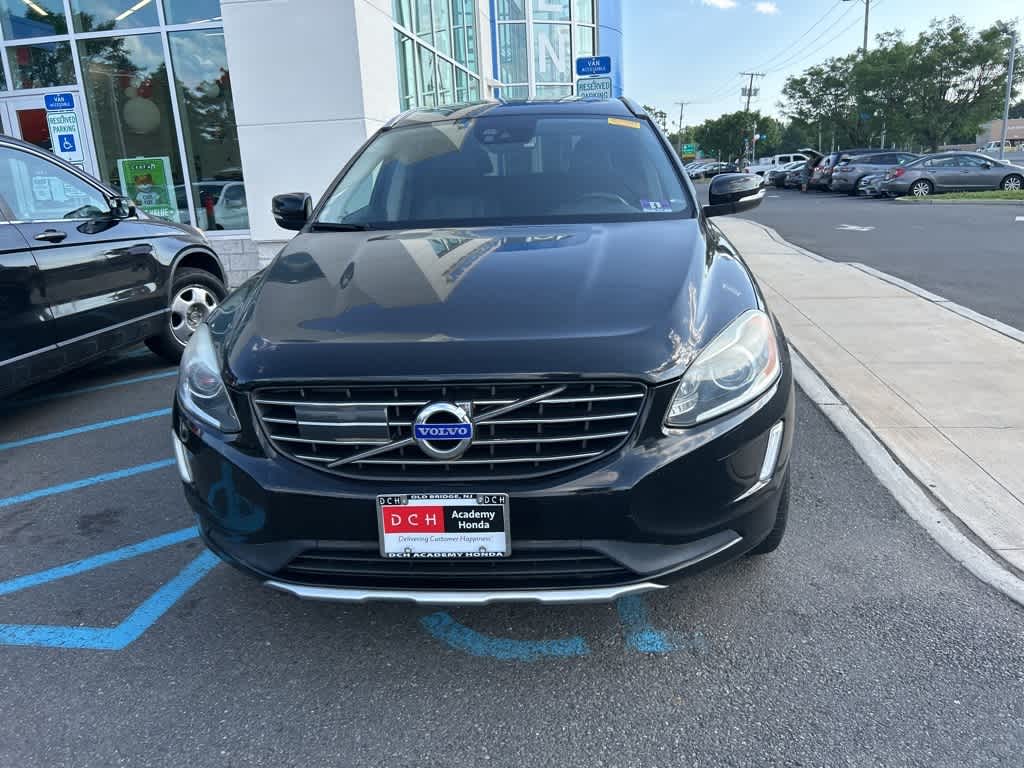 Thumbnail: 2015 Volvo XC60 - 2