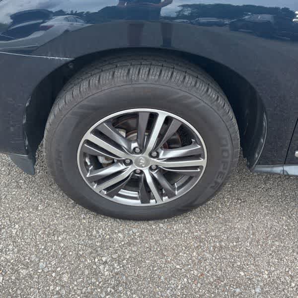 Thumbnail: 2019 INFINITI QX60 - 16