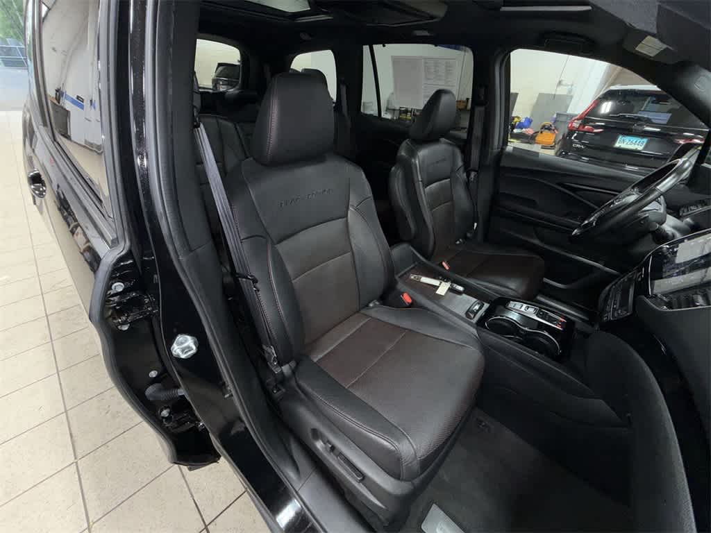 Thumbnail: 2022 Honda Pilot - 16
