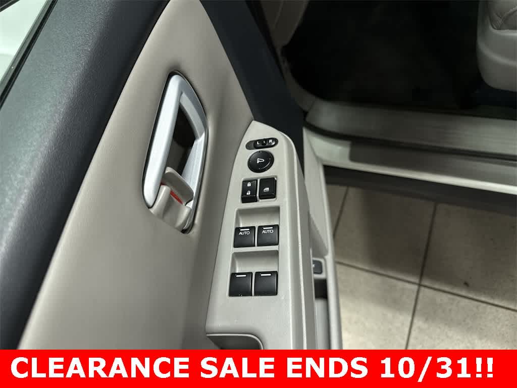 Thumbnail: 2014 Honda Pilot - 23