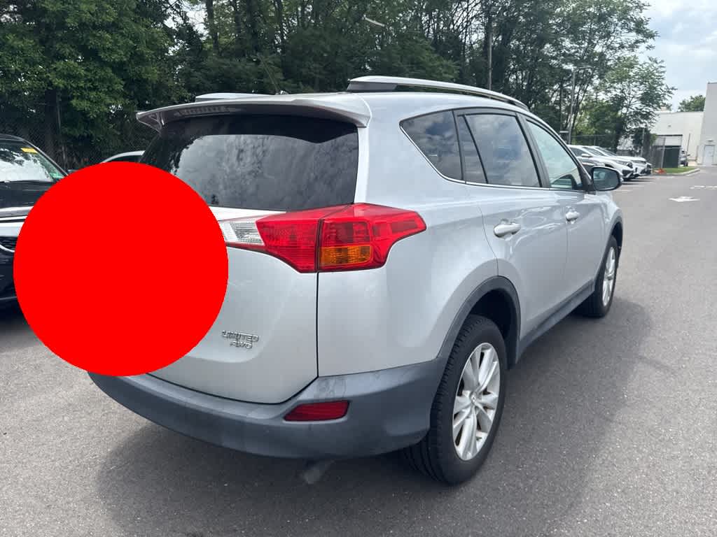 Thumbnail: 2013 Toyota RAV4 - 3