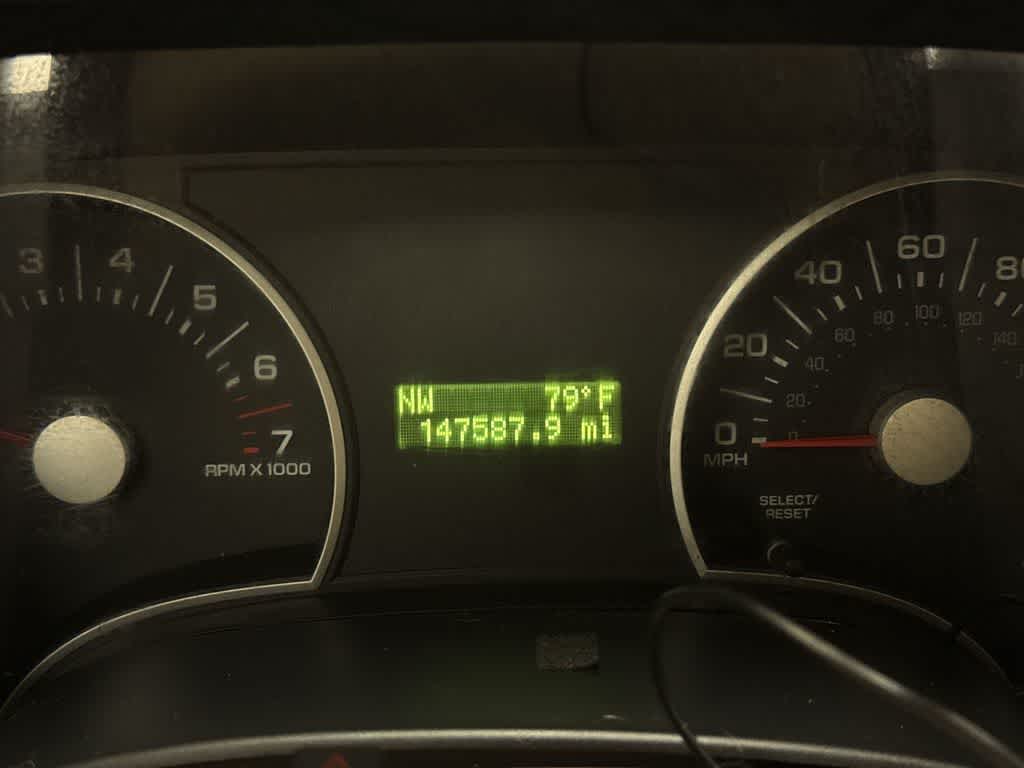 Thumbnail: 2010 Ford Explorer - 20