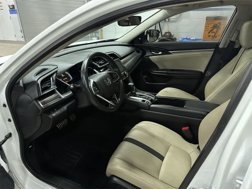 Thumbnail: 2019 Honda Civic - 32