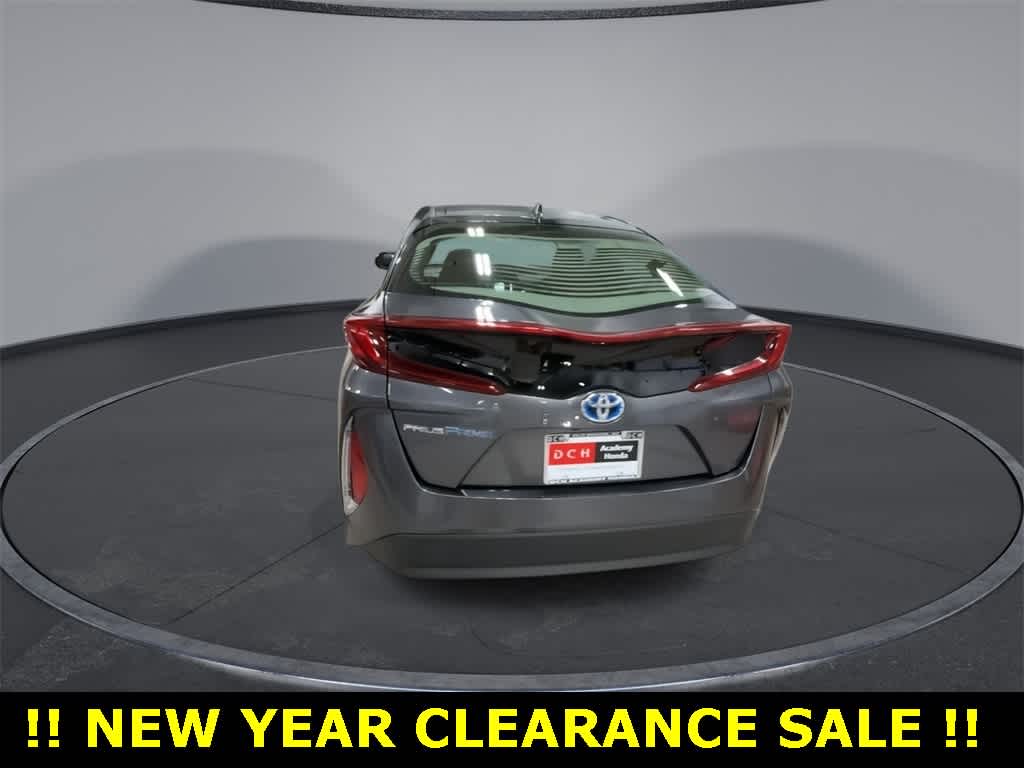 Thumbnail: 2017 Toyota Prius Prime - 7