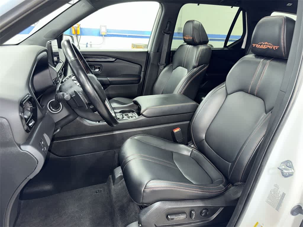 Thumbnail: 2023 Honda Pilot - 15