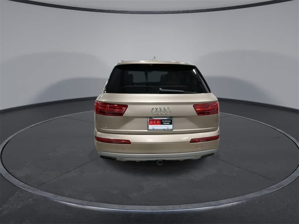 Thumbnail: 2019 Audi Q7 - 7