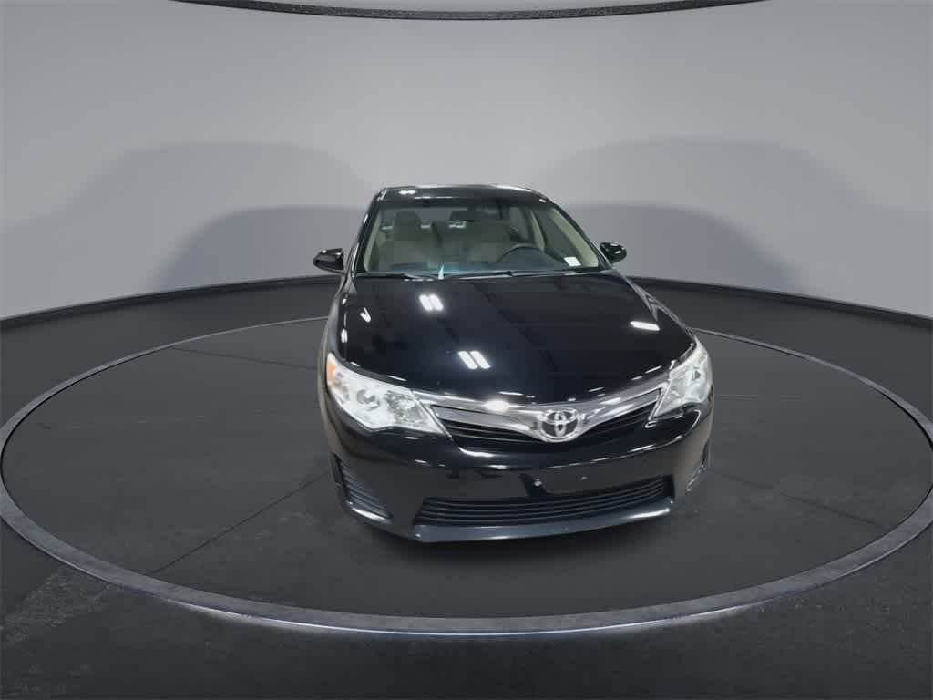 Thumbnail: 2014 Toyota Camry - 3