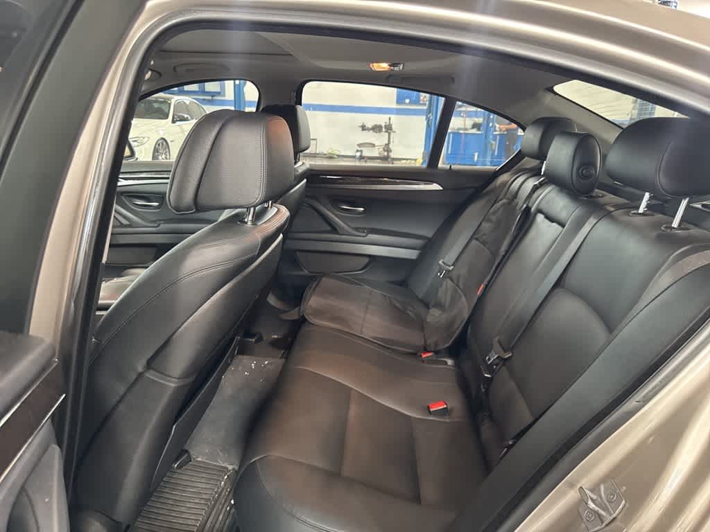 Thumbnail: 2016 BMW 5 Series - 19