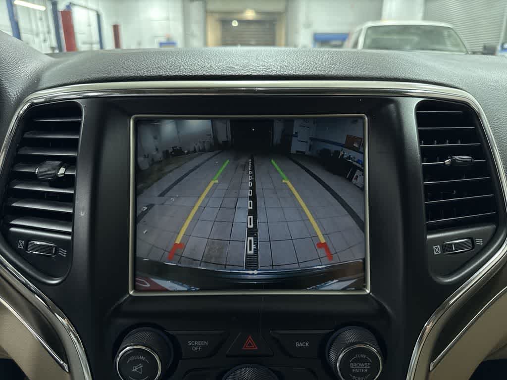 Thumbnail: 2015 Jeep Grand Cherokee - 26