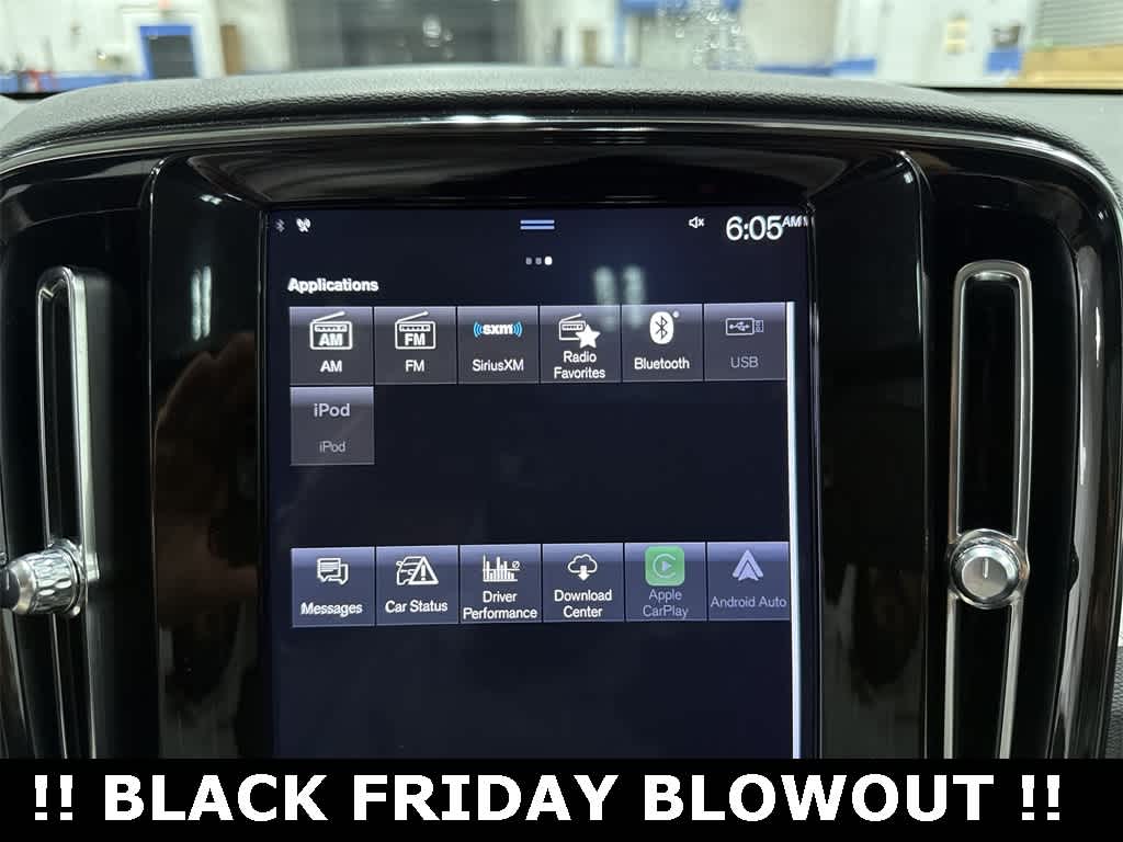 Thumbnail: 2020 Volvo XC40 - 32