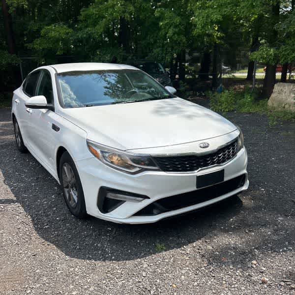 Thumbnail: 2019 Kia Optima - 9