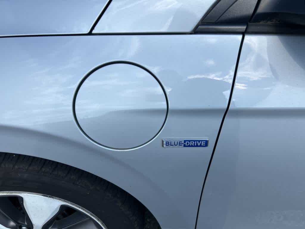 Thumbnail: 2019 Hyundai Ioniq - 14