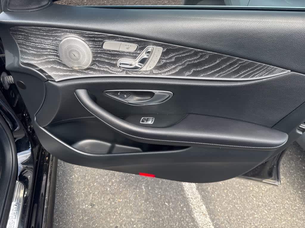 Thumbnail: 2021 Mercedes-Benz E-Class - 16