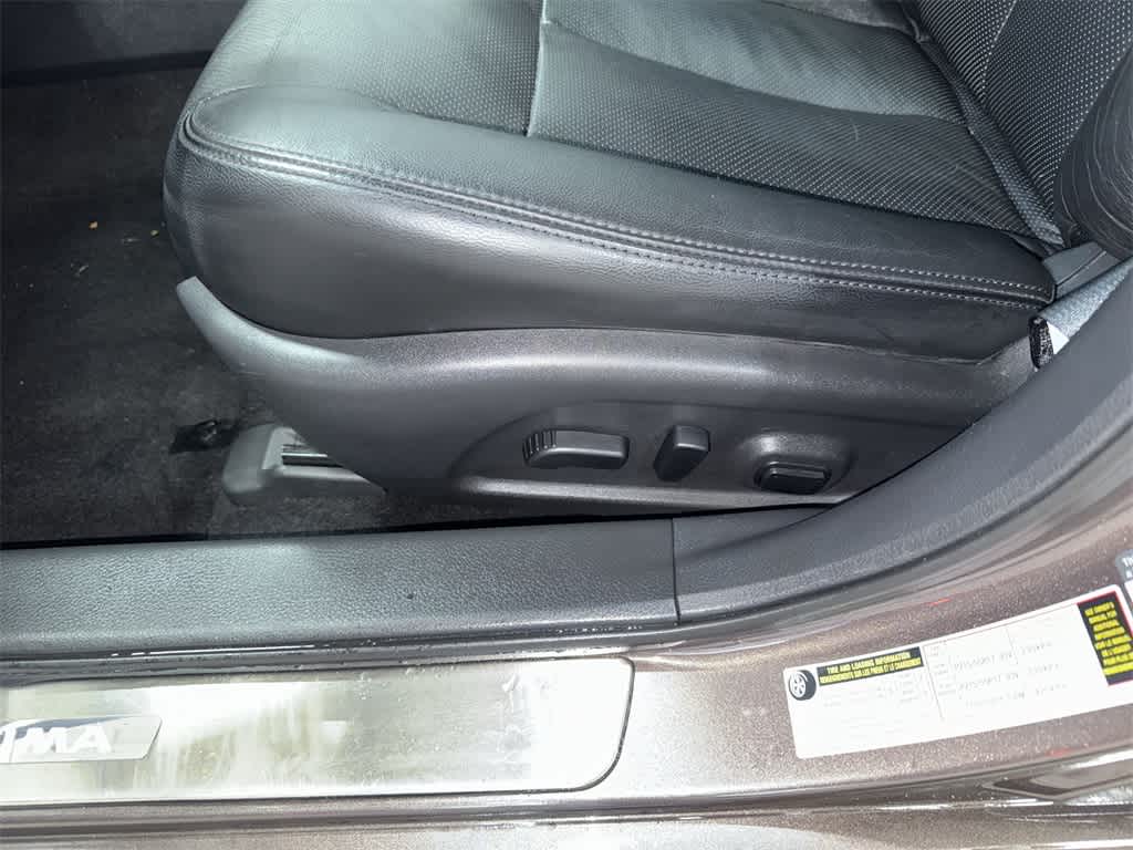 Thumbnail: 2014 Nissan Altima - 24